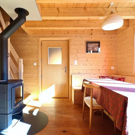 Comfortable In The Heart Of Nature, Calm And Peaceful Alpesi faház *