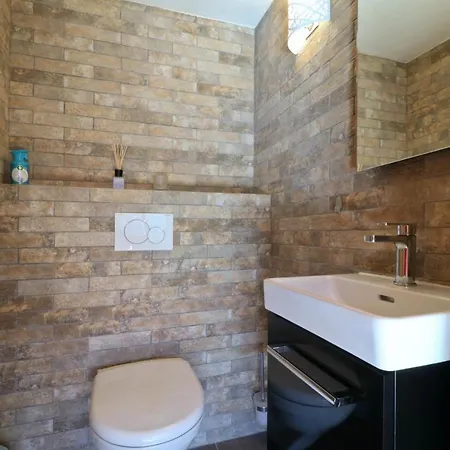 Comfortable In The Heart Of Nature, Calm And Peaceful *